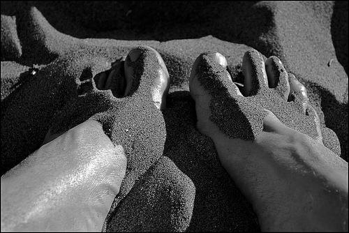 Sea Oats Motel wants to see your feet in the sand!