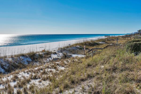 The Best Rooms On The Beach - The Sea Oats Motel of Destin